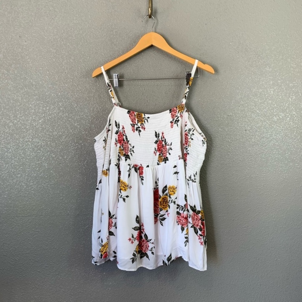 Torrid floral cold shoulder blouse size 1/1X